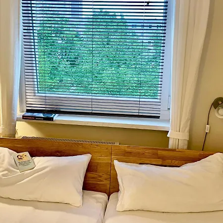 Zentrumsnahe Leipzig-apartments, Nahe Ufz Und Bmw Inkl Parkplatz Und Fahrraeder דירה לייפציג