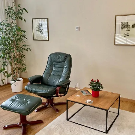 Zentrumsnahe Leipzig-apartments, Nahe Ufz Und Bmw Inkl Parkplatz Und Fahrraeder לייפציג