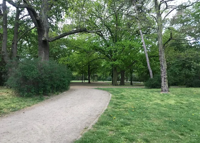 Zentrumsnahe Leipzig-apartments, Nahe Ufz Und Bmw Inkl Parkplatz Und Fahrraeder * Лейпциг