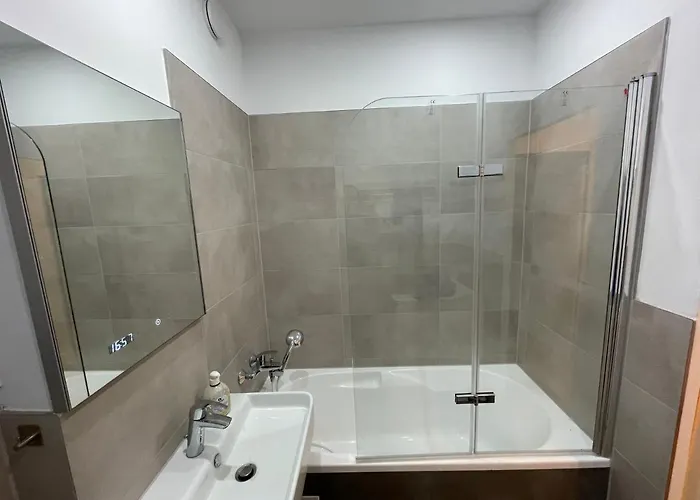 Апартаменты Zentrumsnahe Leipzig-apartments, Nahe Ufz Und Bmw Inkl Parkplatz Und Fahrraeder *