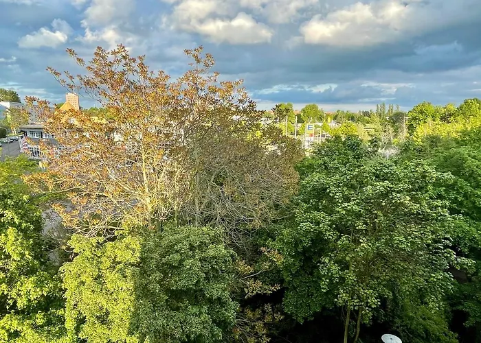 Zentrumsnahe Leipzig-apartments, Nahe Ufz Und Bmw Inkl Parkplatz Und Fahrraeder