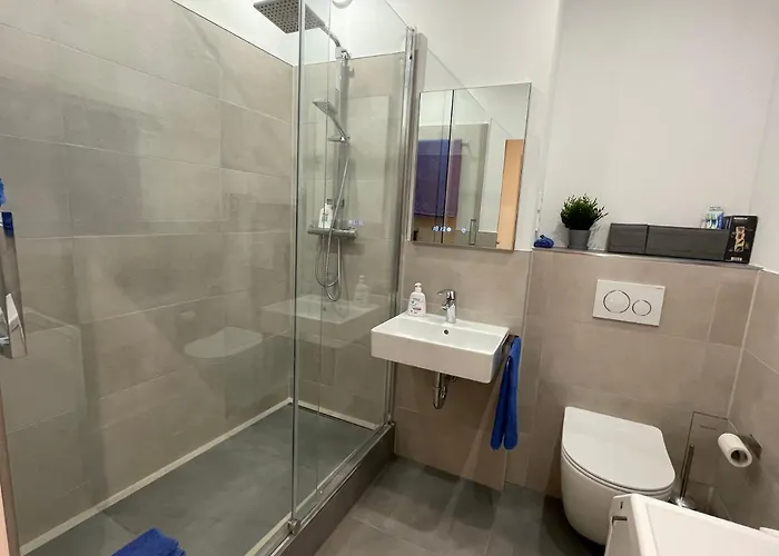 Апартаменты Zentrumsnahe Leipzig-apartments, Nahe Ufz Und Bmw Inkl Parkplatz Und Fahrraeder