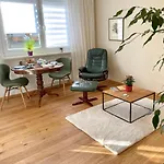 Apartamento Zentrumsnahe Leipzig-apartments, Nahe Ufz Und Bmw Inkl Parkplatz Und Fahrraeder *