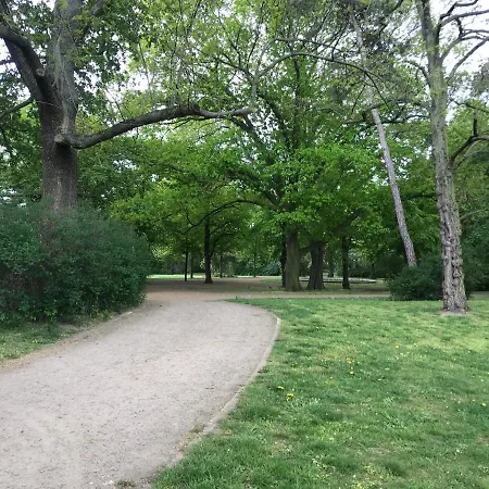 Zentrumsnahe Leipzig-apartments, Nahe Ufz Und Bmw Inkl Parkplatz Und Fahrraeder * لبسيا