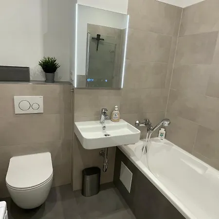 Zentrumsnahe Leipzig-apartments, Nahe Ufz Und Bmw Inkl Parkplatz Und Fahrraeder 아파트 *