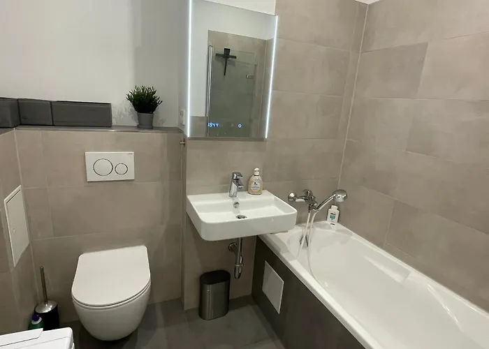 Deine Zentrumsnahen, Komfortabel Ausgestatteten Inkl Fahrrad Apartment *